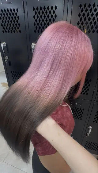 ロング カラー 柏井 陽菜のヘアスタイル