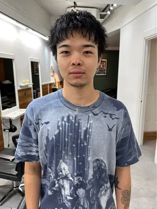 ショート メンズ グランジヘア 無造作ヘアHYUGAのヘアスタイル