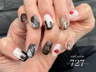 ネイル 727 nailのネイルデザイン