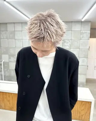 ショート カラー 榛地 渉馬のヘアスタイル