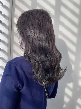 セミロング カラー 韓国🇰🇷レイヤー 映える顔周り🩷のヘアスタイル