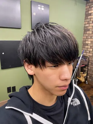 ミディアム Maison所属・メンズ特化 浜本志厳のヘアスタイル