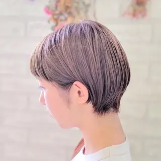ショート カラー 💜ツヤヘアケア🩷 サトウシュンスケのヘアスタイル