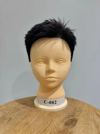 ショート 白土 さくらのヘアスタイル