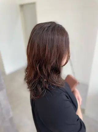 ミディアム パーマ 葭葉 久美子のヘアスタイル