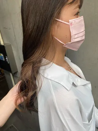 ロング 透け感ベージュ /ミハルのヘアスタイル