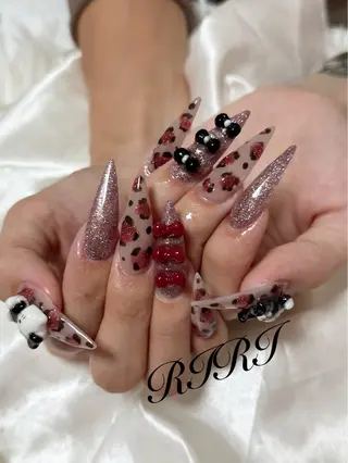 ネイル riri オーナーのネイルデザイン