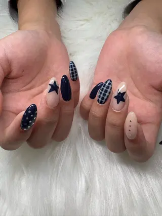 ネイル SHION  のネイルデザイン