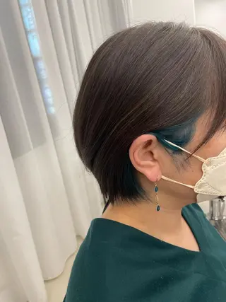ショート カラー ヘアアレンジ リベルテ所属・♦️髪質改善韓国レイ ヤー♦️副店長のヘアスタイル