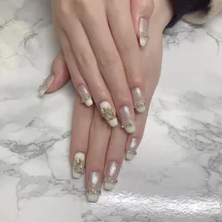 ネイル はな💎ネイル ワンホン、長さ出しのネイルデザイン