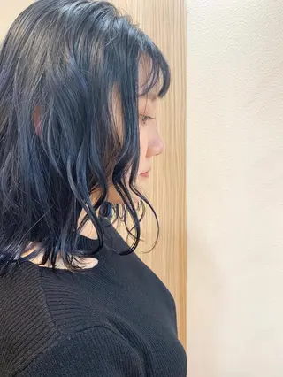 セミロング カラー DiMPlE  ディンプル所属・🌸スタイリスト 山浦美恵のヘアスタイル