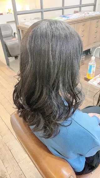 セミロング カラー ヘアアレンジ 國分 伸也のヘアスタイル