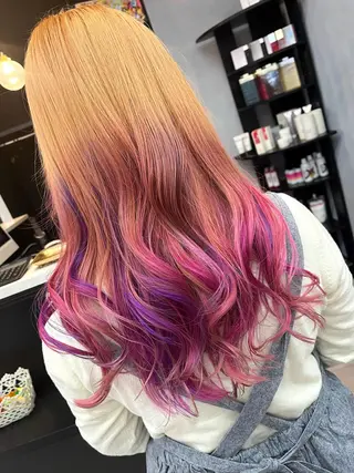 セミロング カラー tomoka 推しカラーのヘアスタイル