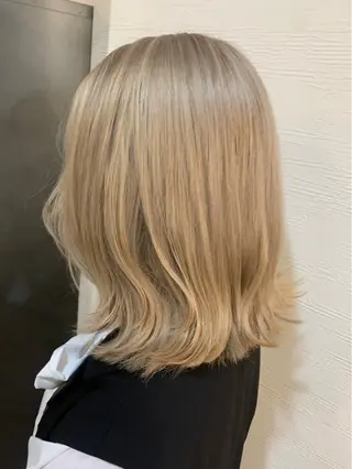 ミディアム レディースカット THIARA 👑のヘアスタイル