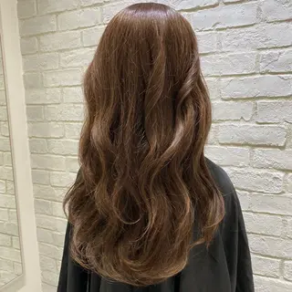 ロング カラー ヘアアレンジ 小島 莉奈のヘアスタイル
