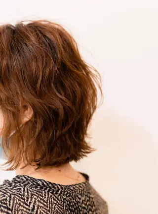 ミディアム パーマ salon m ni サロンマーニ所属・久保田 一のヘアスタイル