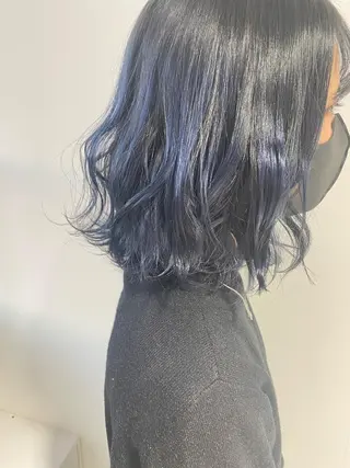 ミディアム 小谷野 真優のヘアスタイル