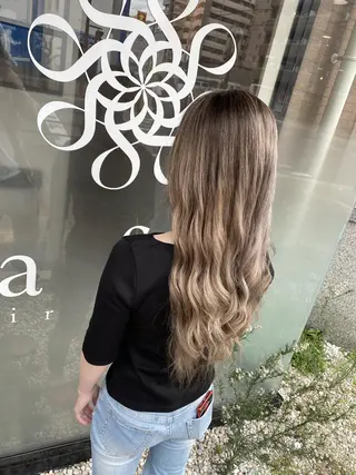 ロング カラー ヘアアレンジ Belle hair Design青野大貴のヘアスタイル