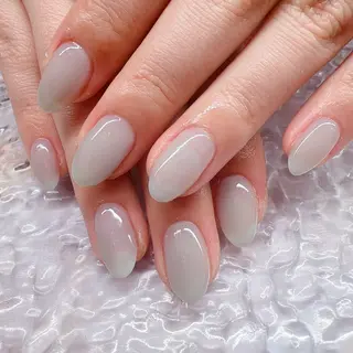 ネイル Maison de Bijou所属・マグ🧲等なんでも ワンカラー5660円のネイルデザイン