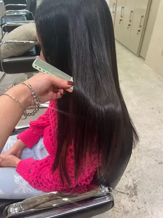 ロング 阪本 安里のヘアスタイル