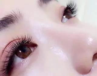 マツエク・マツパ ケイ チャンのネイルデザイン