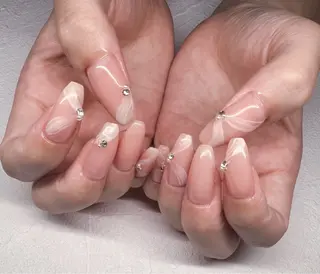 ネイル R inのネイルデザイン