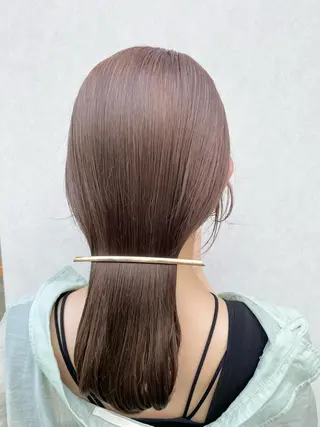 カラー 岡本 葵のヘアスタイル