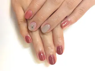 ネイル 新橋 ルキナ スタッフのネイルデザイン