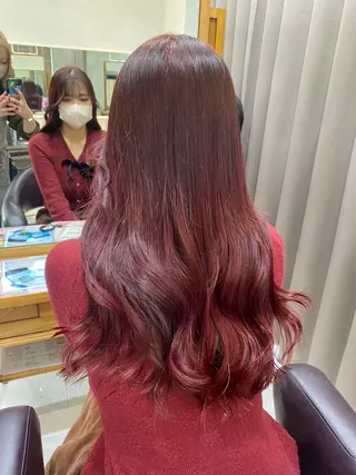 ロング カラー GRANDEUR やまだかなのヘアスタイル