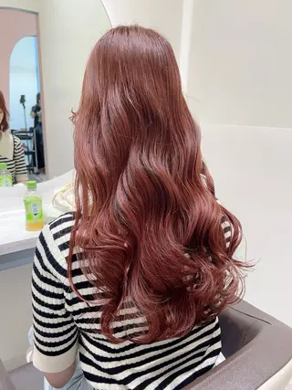 カラー カラースペシャリスト ・齊藤 羽瑠輝のヘアスタイル