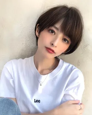 ショート ショートヘア くすみカラー、大場猛のヘアスタイル