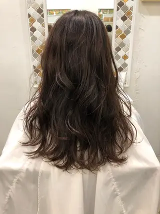 カラー 畠山 渚のヘアスタイル