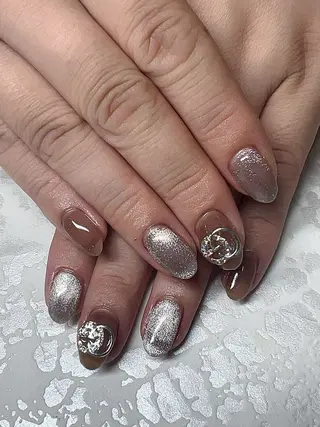 ネイル Lefreak (レフリーク).のネイルデザイン