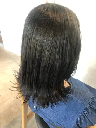 カラー yuragi所属・竹内 絢香のヘアスタイル