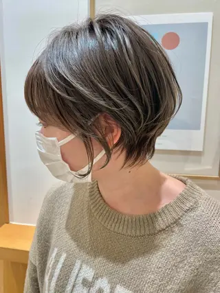 ショート ボブパーマ 井山咲良のヘアスタイル