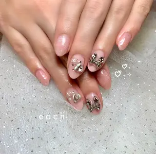 ネイル each Hibikiのネイルデザイン