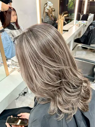 カラー ゆうき 渋谷のヘアスタイル