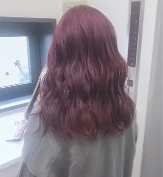 セミロング L'wis所属・🪄🫧ハイトーン/ 乙津茜🐰L'wisのヘアスタイル