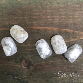 ネイル Seis Shihoのネイルデザイン