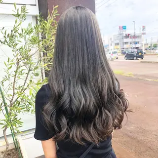 ロング EARTH長岡 🌼渡辺まい🌼のヘアスタイル