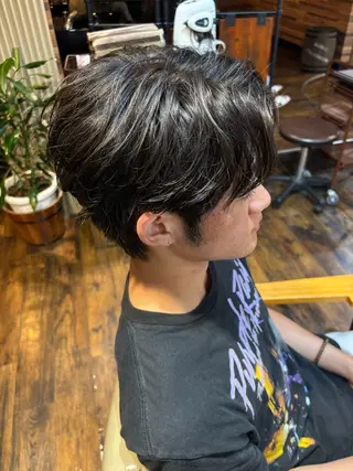 ショート パーマ メンズ ラウンドマッシュ.韓 国.シャドウパーマのヘアスタイル