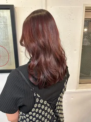 セミロング カラー すずき さくやのヘアスタイル