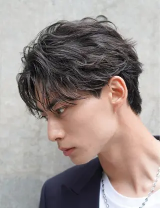 ショート カラー パーマ メンズ キッズ 栄💗メンズパーマ| ハイトーン|haruのヘアスタイル