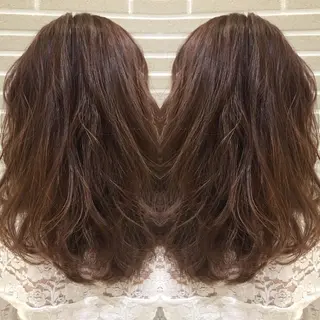 セミロング カラー パーマ ヘアアレンジ 山北 咲子のヘアスタイル