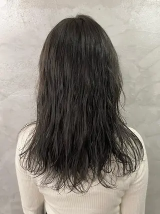 セミロング カラー FUJINO RYOのヘアスタイル