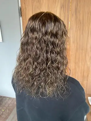 セミロング カラー パーマ fulam所属・MIKU ／fulamのヘアスタイル