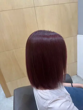 ミディアム miloc MOMOKAのヘアスタイル
