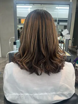ミディアム Lit 中山りくのヘアスタイル