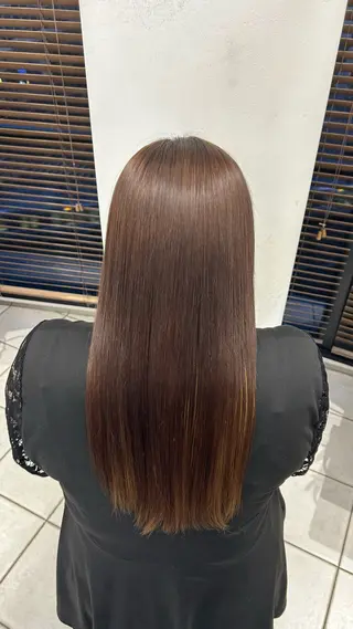 ロング パーマ 髪質改善／艶髪／ タカハシ セリナのヘアスタイル