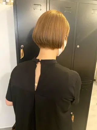 ショート SALT WATER所属・南堀江ハイトーン ×カットMIKU🍒のヘアスタイル